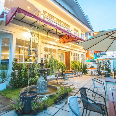 Bliss Guest House HHQ Exterior foto