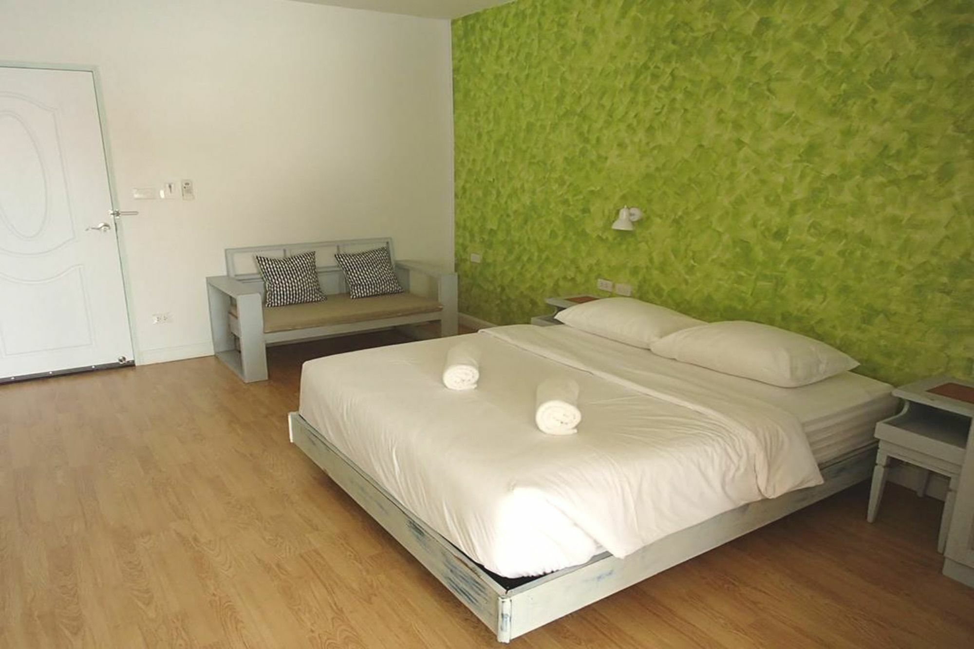 Bliss Guest House HHQ Exterior foto